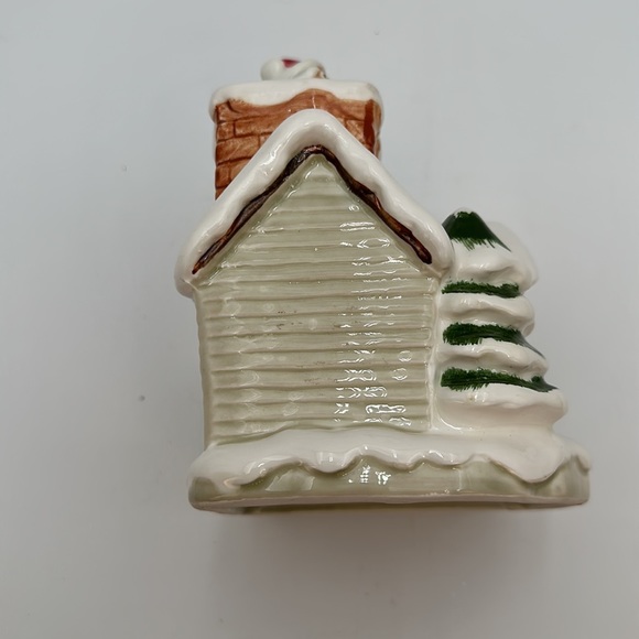 Otagiri Chrismas Music Box House With Spinning Santa Vintage 1979 - Picture 9 of 17